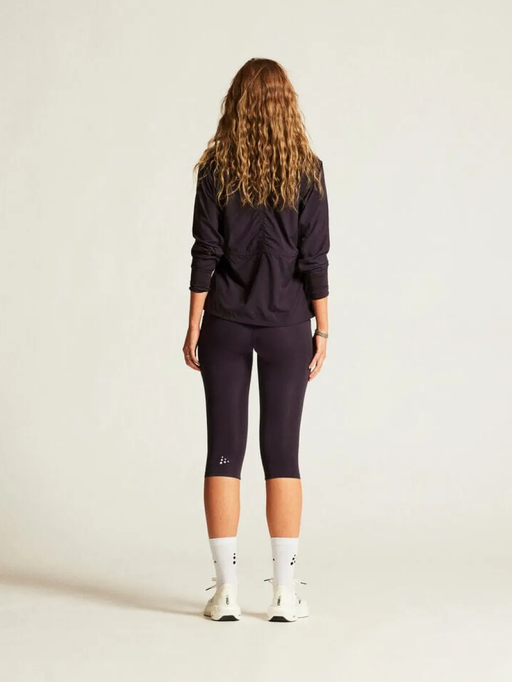 Women Craft Sportswear WOMEN'S ADV ESSENCE CAPRI TRAINING TIGHTS 2 -