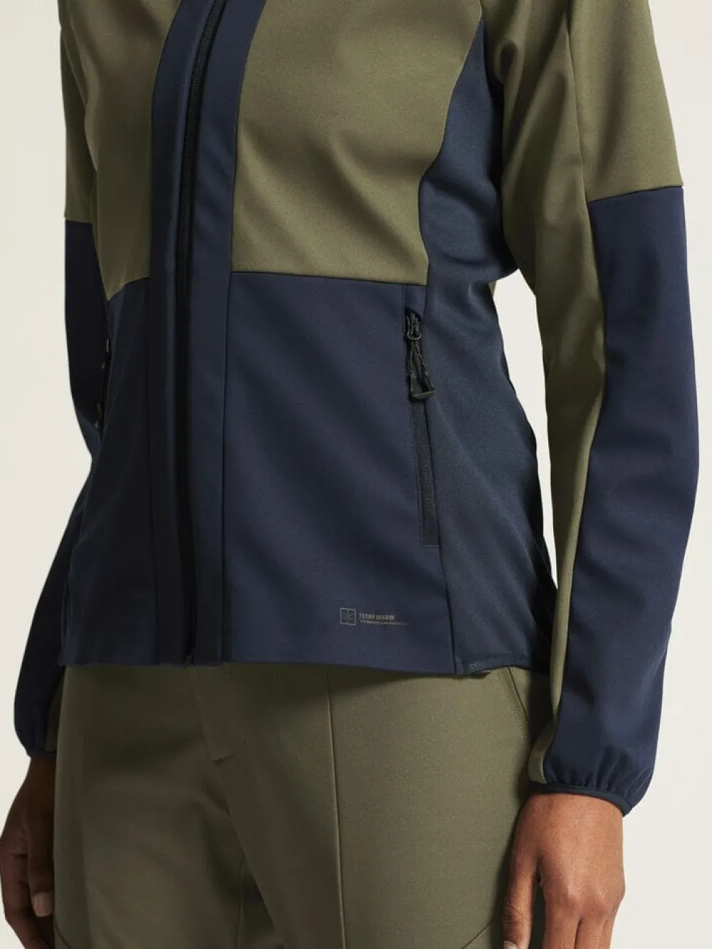 Women Craft Sportswear Women's Core Backcountry Hood Jacket -